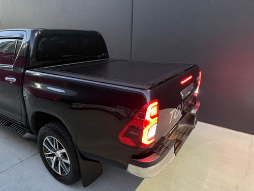 Electric Roller Shutter – Toyota Hilux 2015-2025